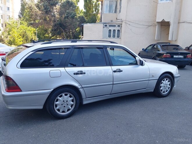 Mercedes C 220-7