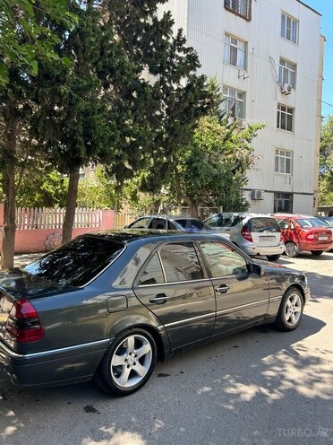 Mercedes C 180-6