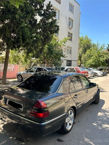 Mercedes C 180-10
