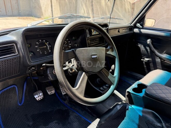 LADA (VAZ) 2107-8