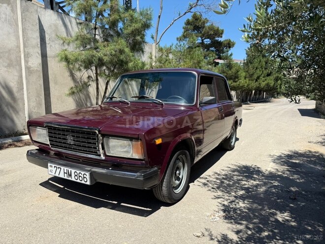 LADA (VAZ) 2107-2