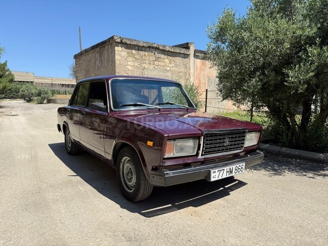 LADA (VAZ) 2107-1