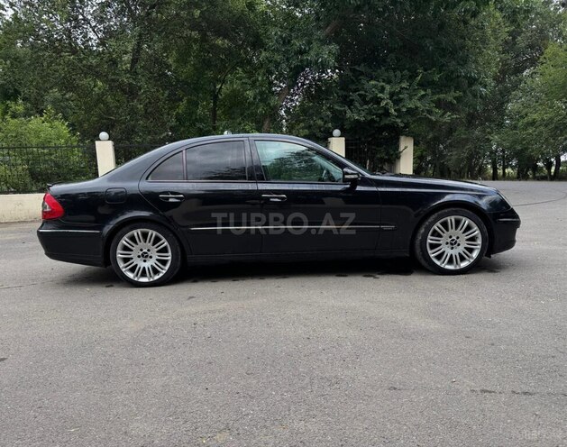 Mercedes E 220-5