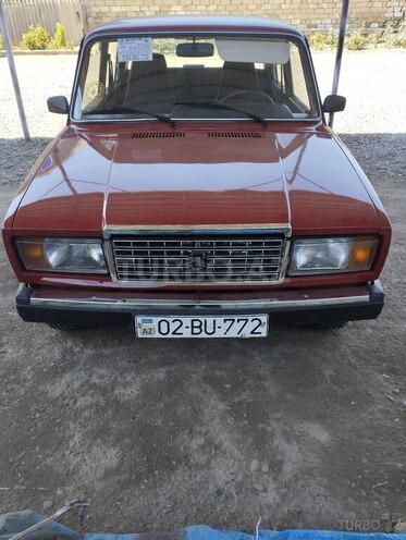 LADA (VAZ) 2107-1