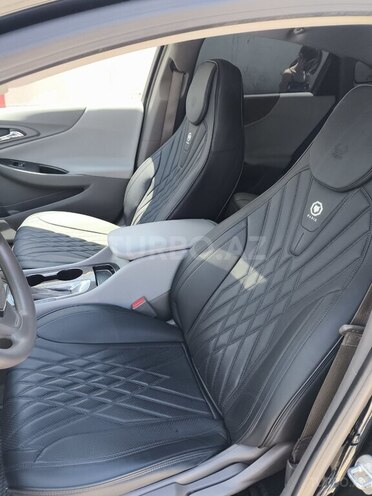 Chevrolet Malibu-5