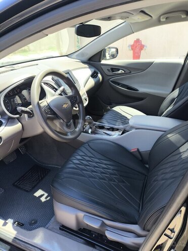 Chevrolet Malibu-6