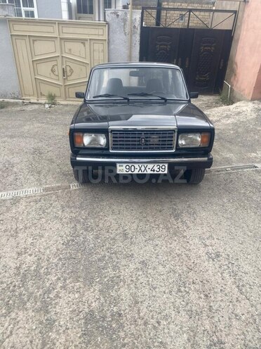 LADA (VAZ) 2107-1