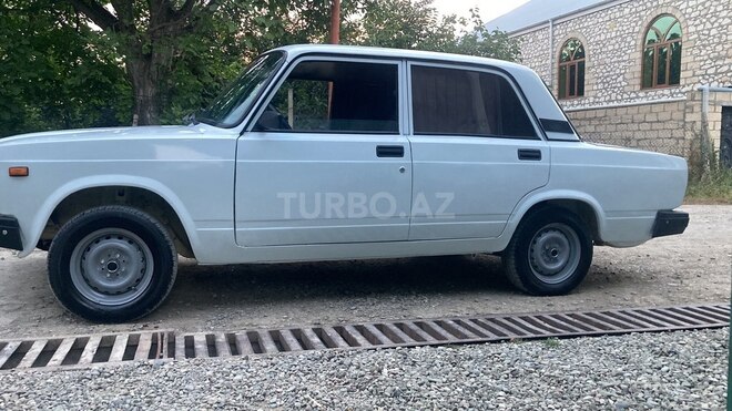 LADA (VAZ) 2107-5
