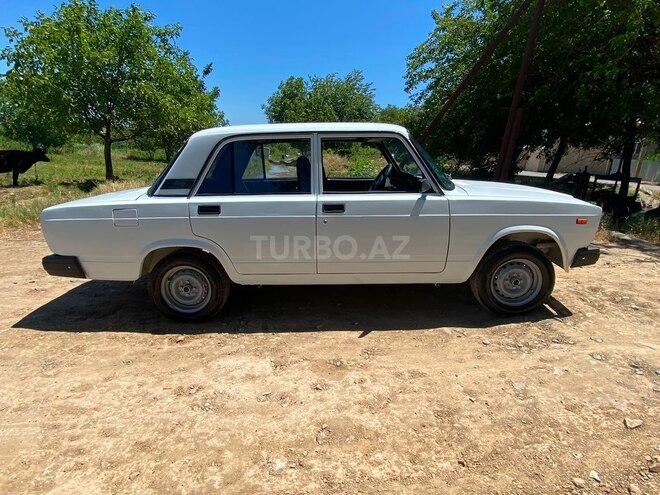LADA (VAZ) 2107-3