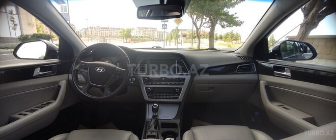 Hyundai Sonata-10