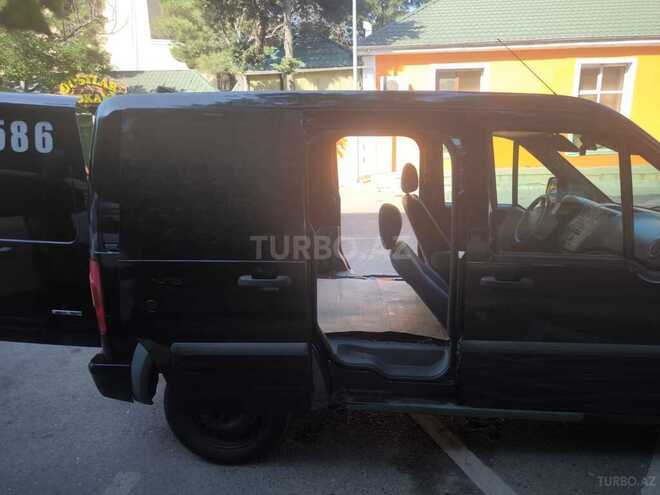 Ford Tourneo Connect-7