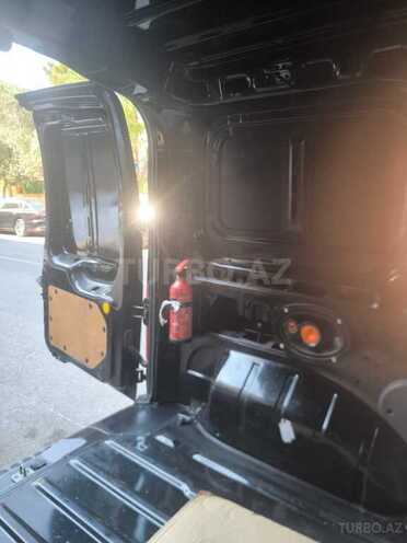 Ford Tourneo Connect-5