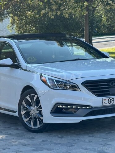Hyundai Sonata-15