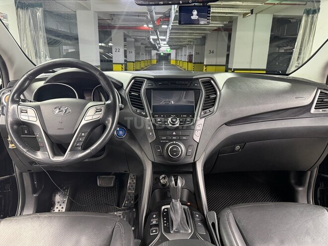 Hyundai Santa Fe-21