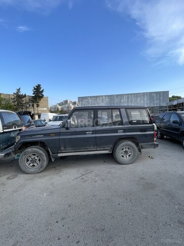 Toyota Land Cruiser Prado-4