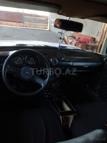 LADA (VAZ) 2106-5