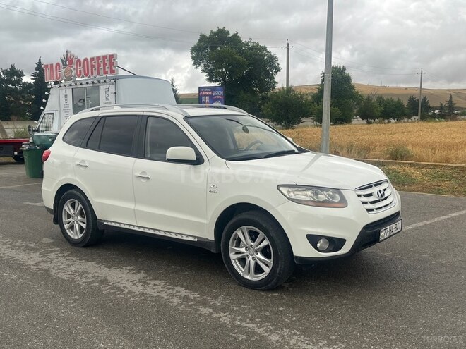 Hyundai Santa Fe-4