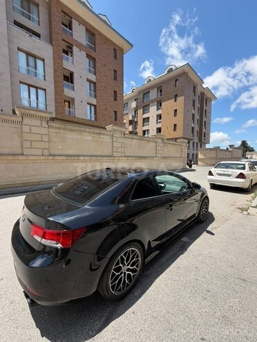 Kia Cerato Koup-4