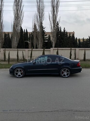 Mercedes E 220-13