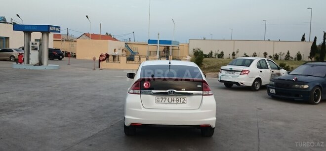 Honda Insight-6