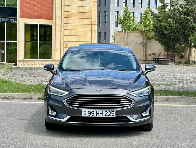 Ford Fusion (North America)-4