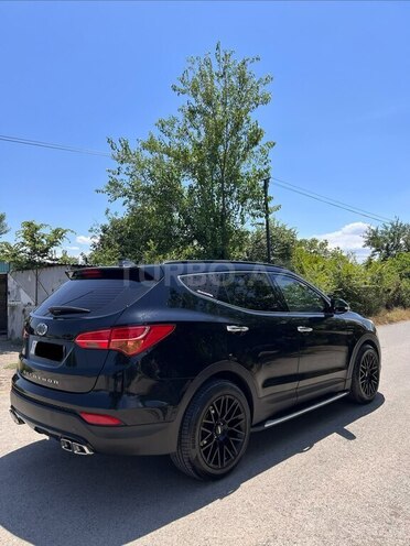Hyundai Santa Fe-3