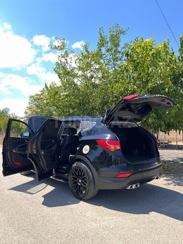 Hyundai Santa Fe-17