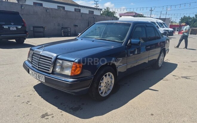 Mercedes 300 D-1