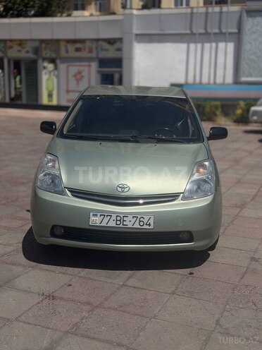 Toyota Prius-1