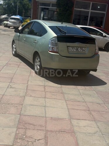 Toyota Prius-3