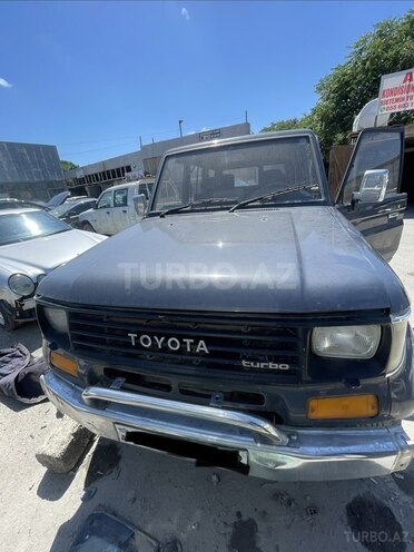 Toyota Land Cruiser Prado-1