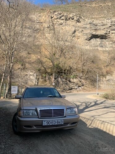 Mercedes C 230-9