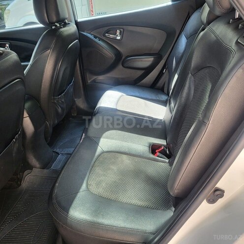 Hyundai ix35-7