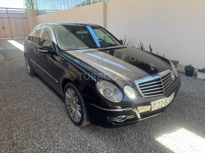 Mercedes E 240-2