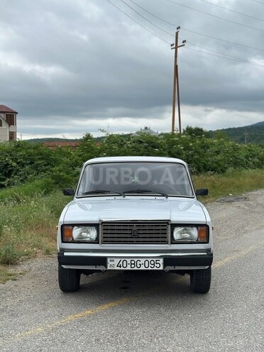 LADA (VAZ) 2107-1