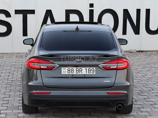 Ford Fusion (North America)-2