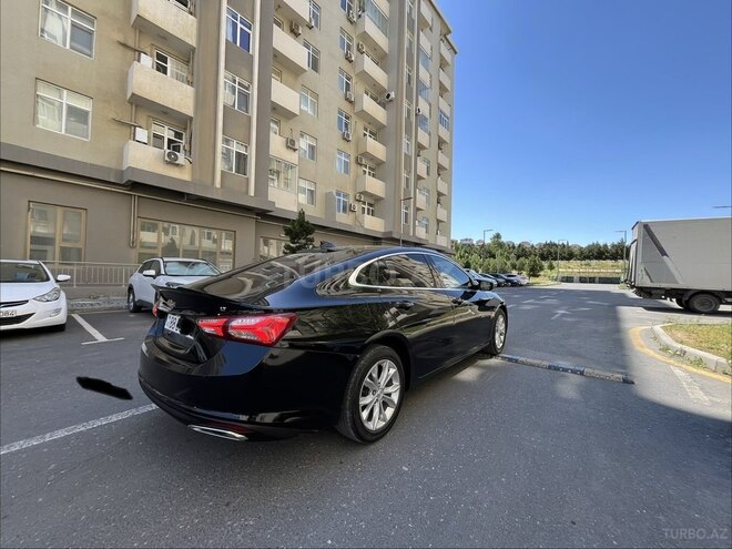 Chevrolet Malibu-9