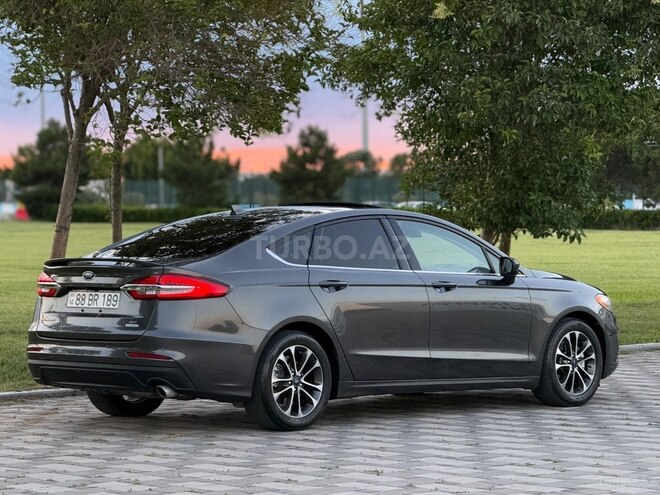 Ford Fusion (North America)-8