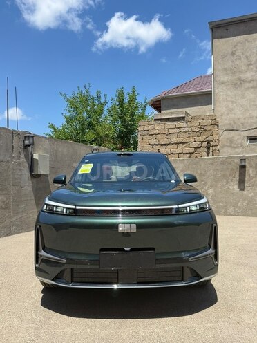 Geely Galaxy M9-1