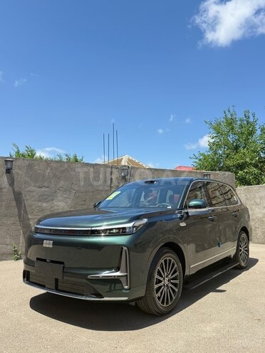 Geely Galaxy M9-2