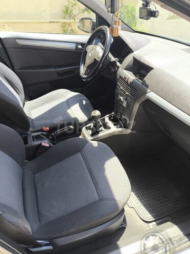 Opel Astra-13