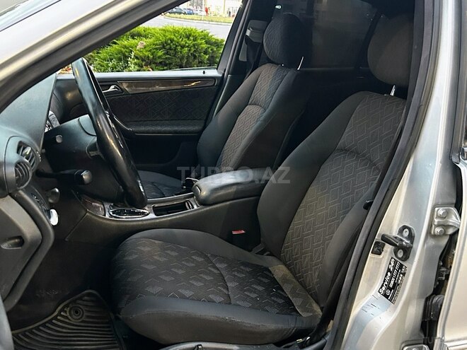 Mercedes C 230-8