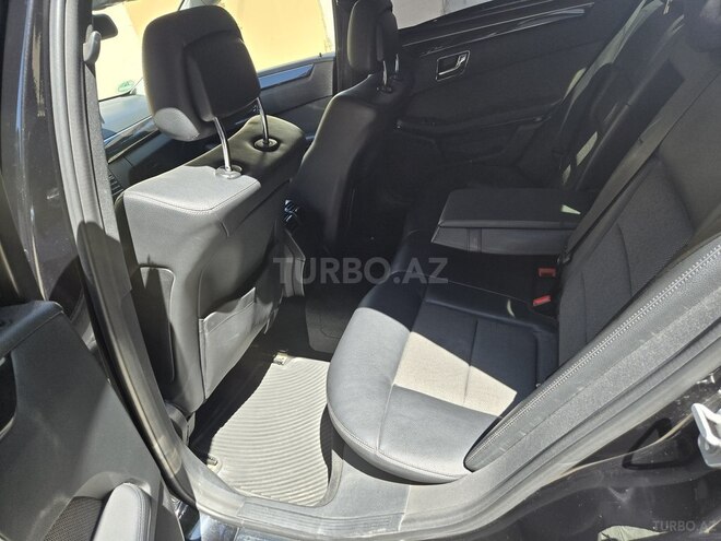 Mercedes E 220-7