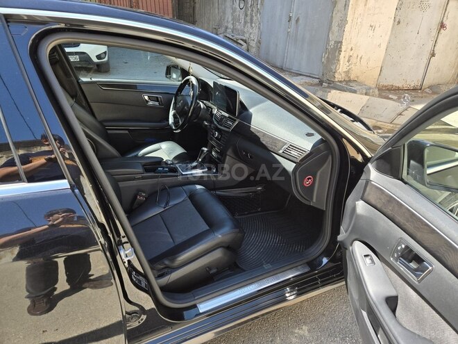 Mercedes E 220-8