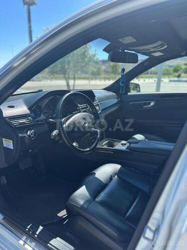 Mercedes E 350 4MATIC-3