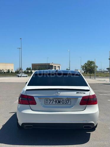 Mercedes E 350 4MATIC-2
