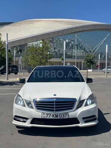 Mercedes E 350 4MATIC-1