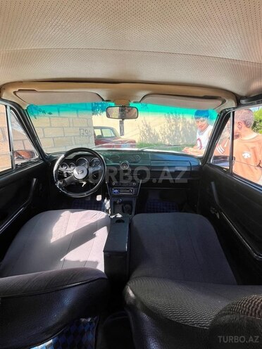 LADA (VAZ) 2106-5