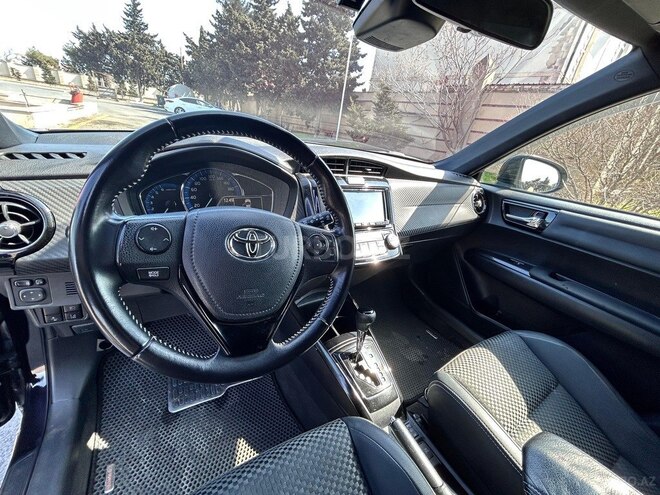 Toyota Corolla Fielder-7