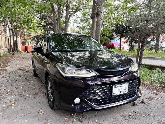 Toyota Corolla Fielder-2